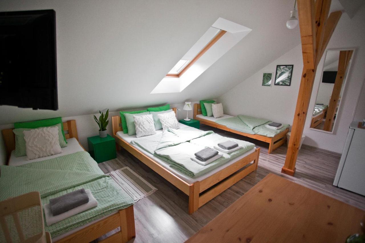 Hostel 33 Trzebinia  Bagian luar foto